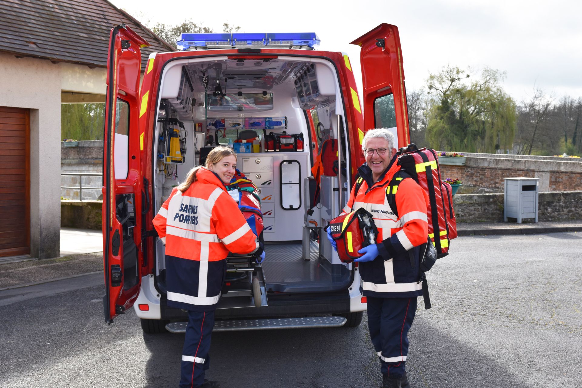 Ambulance en intervention